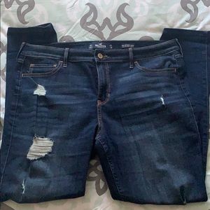 Hollister high-rise super skinny jeans w32xL28 15S